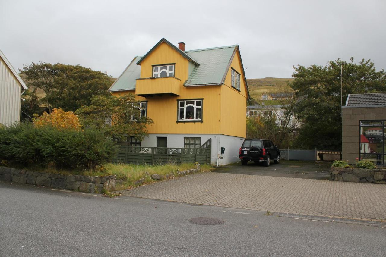 Cosy Guesthouse Anno 1936 Sandavagur Exterior photo